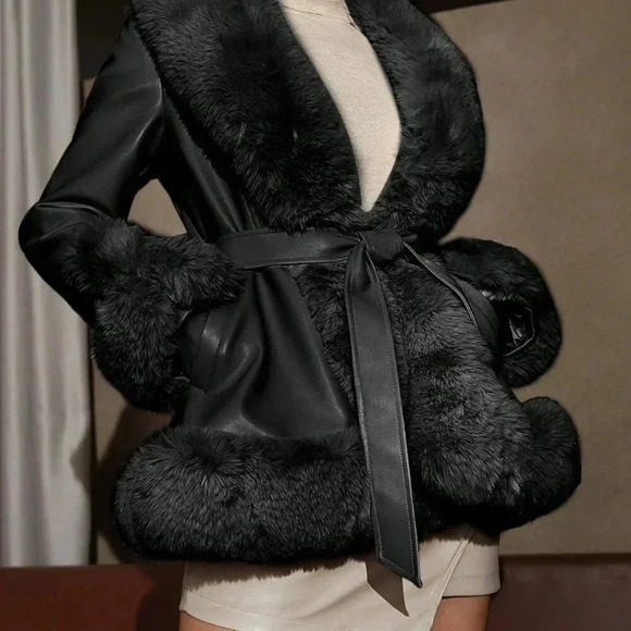 Black Elegant Women's Plaid Patchwork Coat With Collar And Belt - Picture 4 of 9